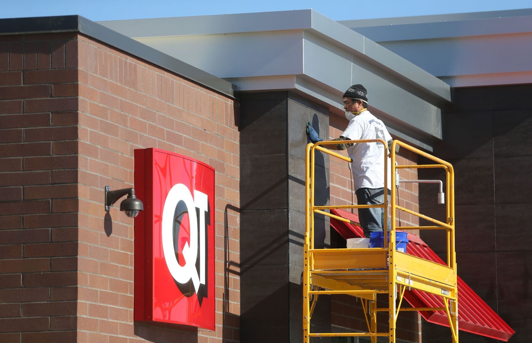 April 2019: QT opens 800th store with three more in Texas